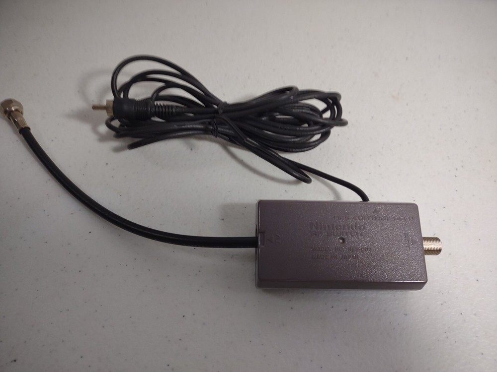 Nintendo NES RF AV Cable adapter Switch SNES NES-003 Official OEM E5