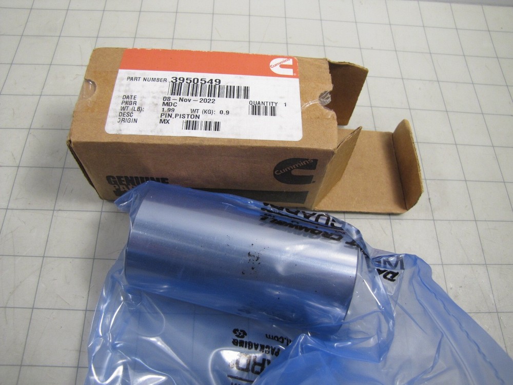 Cummins 3950549 Piston Pin NEW