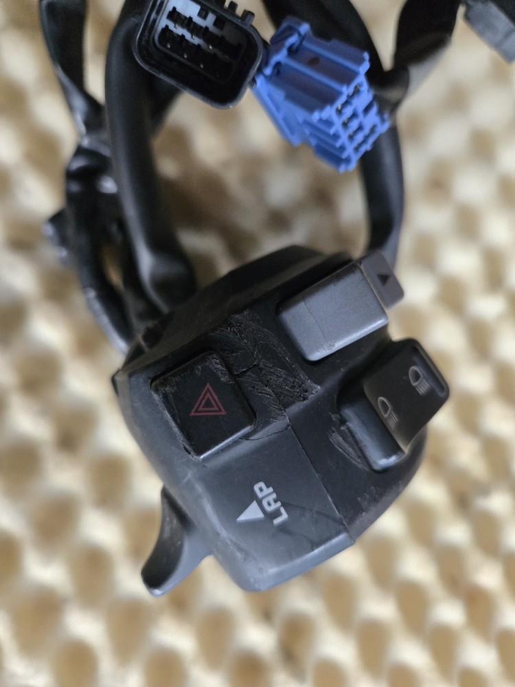 2018 HONDA CBR 1000 FIREBLADE RR SP SC77 LEFT SWITCH GEAR