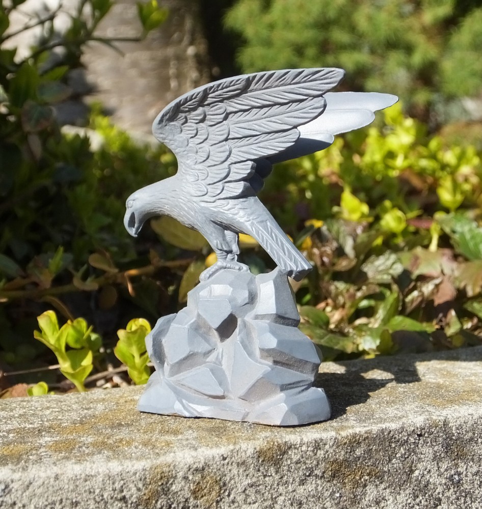 Concrete Eagle Statue 1/24 Scale G Scale Diorama Accessory Items