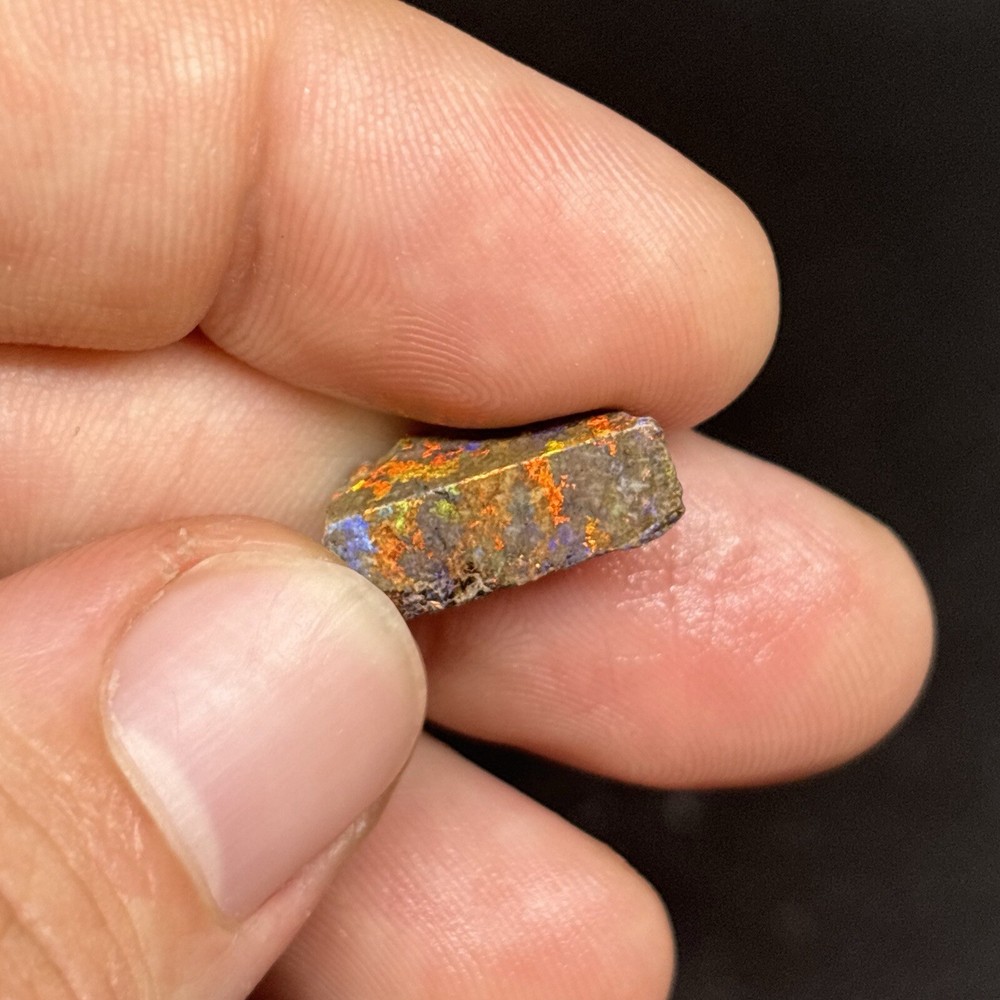 Mesmerizing Australian Andamooka Rough Opal