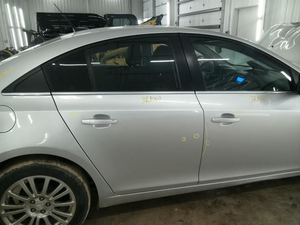 CRUZE 2013 Antenna 104797551