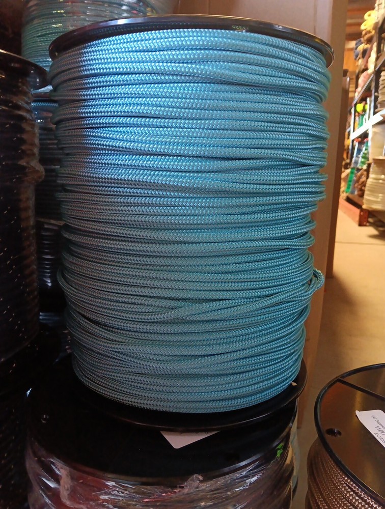 1/4 x 1100 ft. Double Braid-Yacht Braid polyester rope. Light Blue