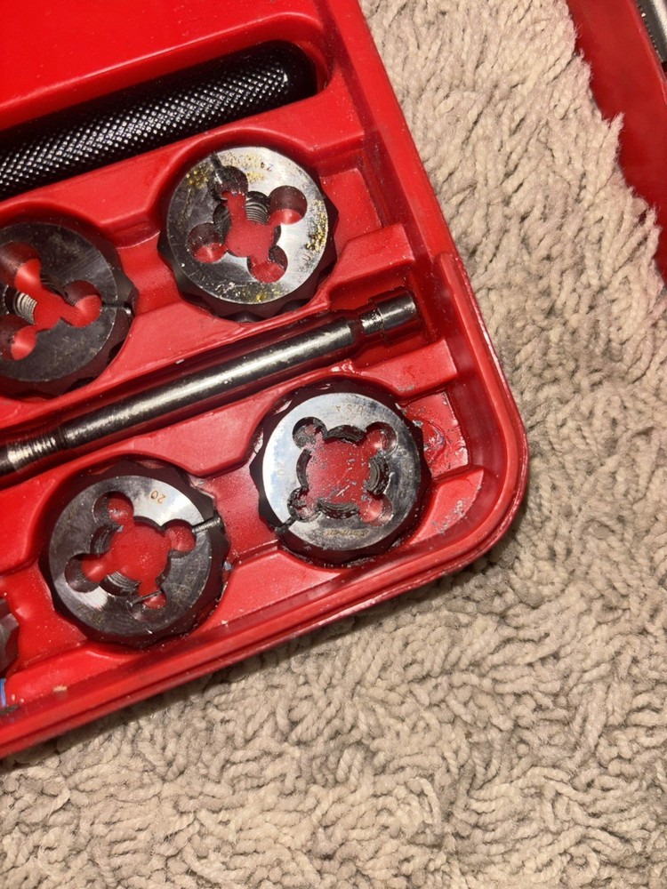 Snap-On TD-2425 Tap & Die Set with Double Hex Complete Set