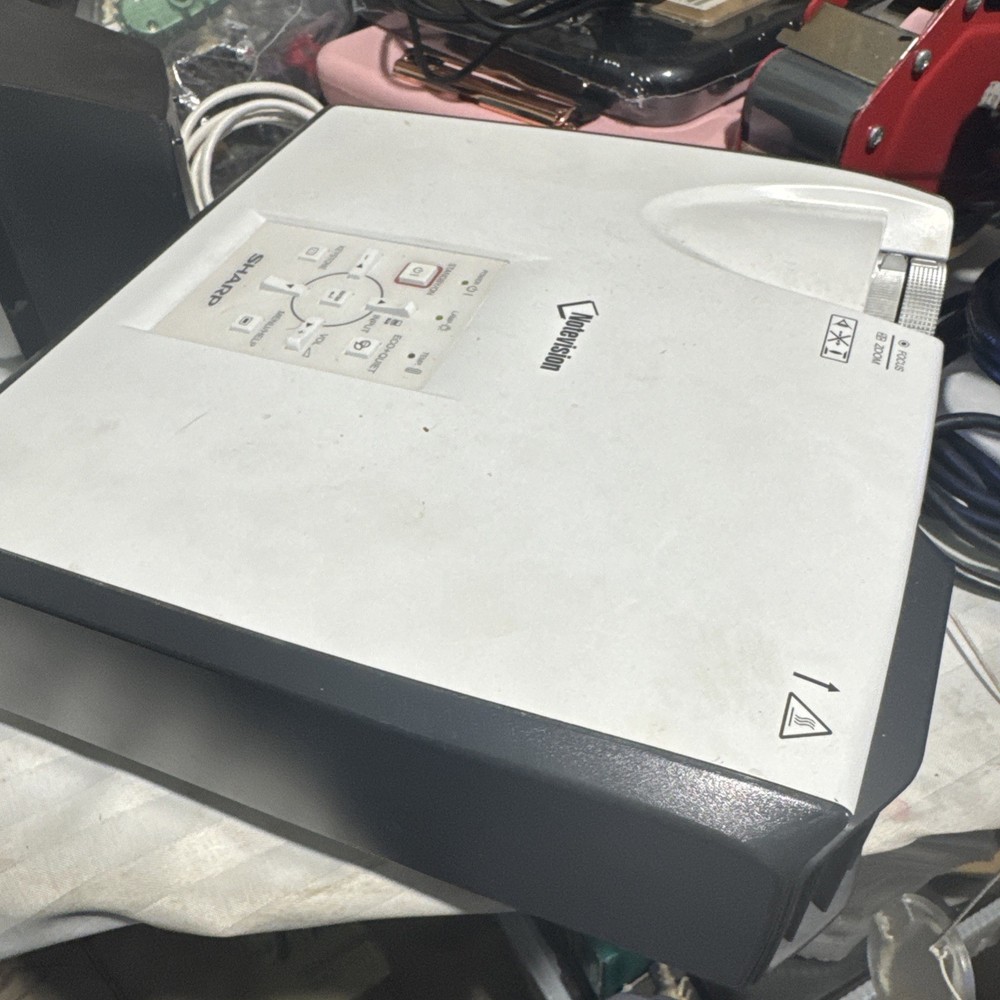 Sharp XR-32X DLP Multimedia Notevision Projector bundle TESTED