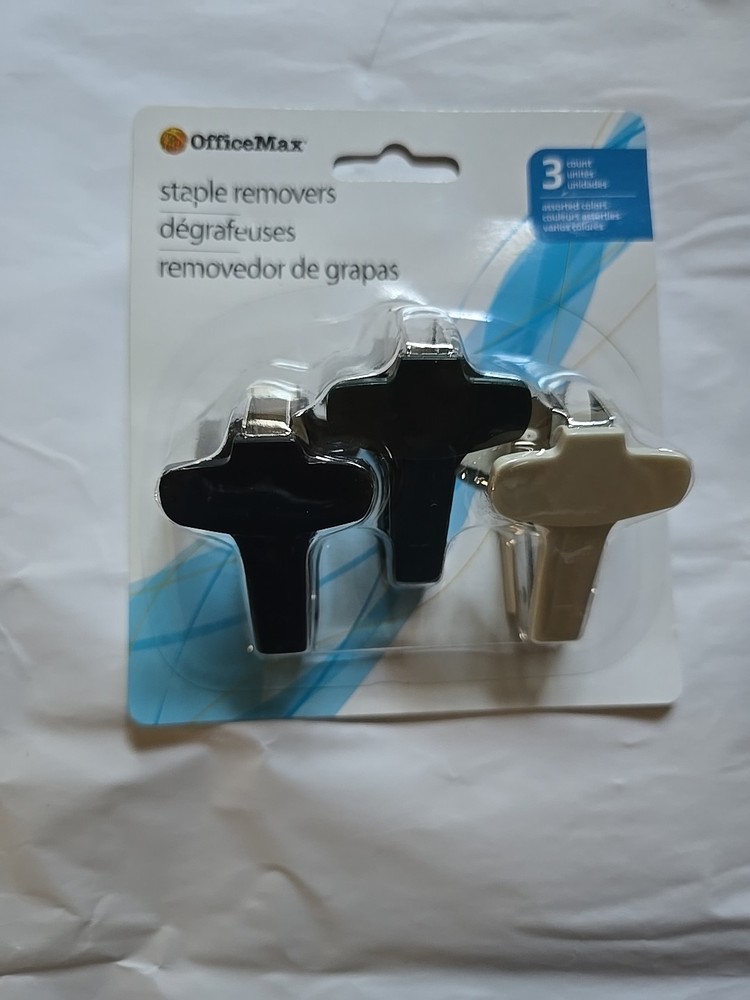 New Sealed Office Max 3 Count Pack Staple Removers Assorted Colors