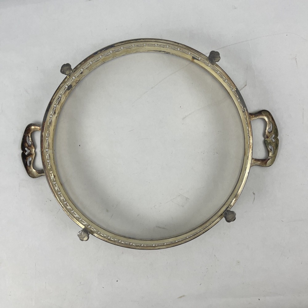 3639 Silver Plated vegetable dish holder 8 3/4”