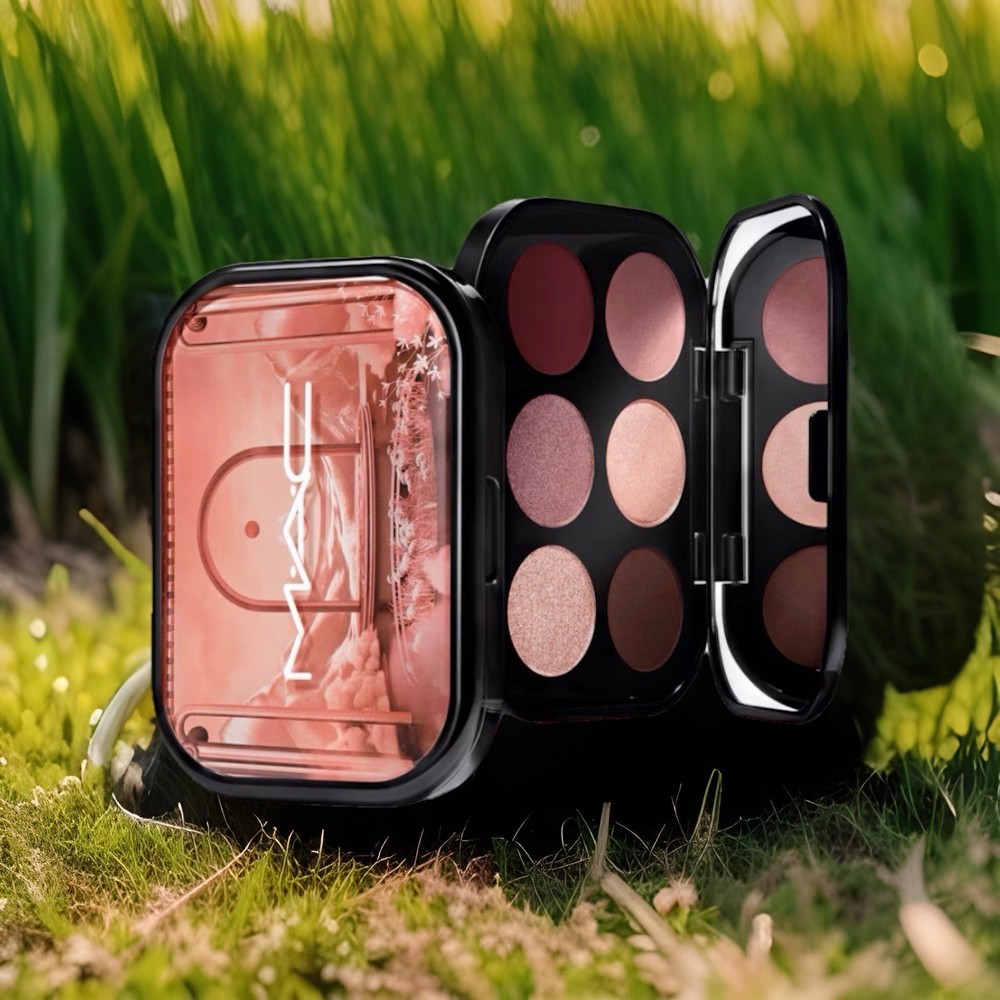 MAC Connect In Colour Eyeshadow Palette Embedded In Burgandy NEW
