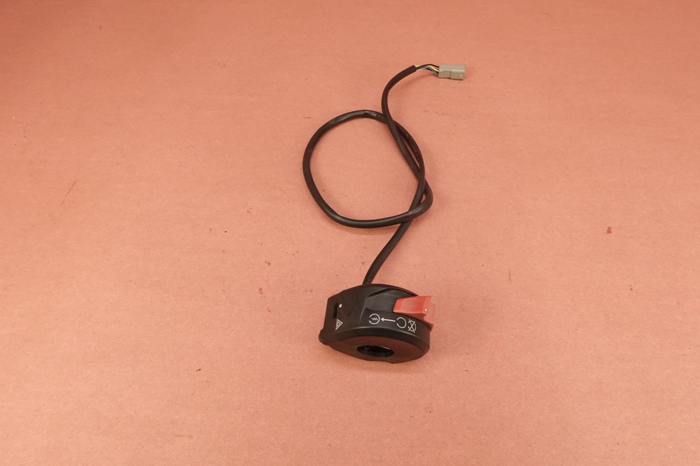 2017-2020 Ducati Monster 797 Right Handlebar Stop Start Kill Switch
