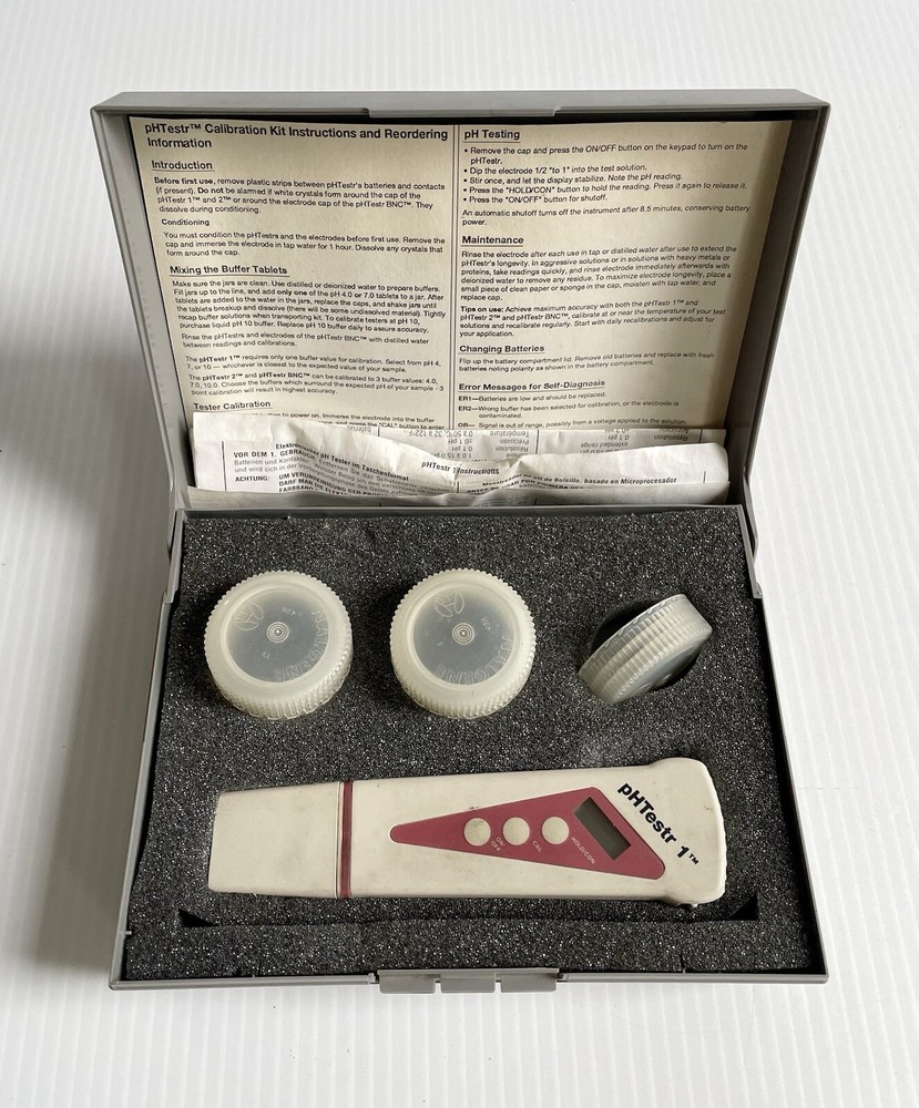 Oakton pHTestr 1, Temperature Control PH Water Analysis Tester Kit- Untested