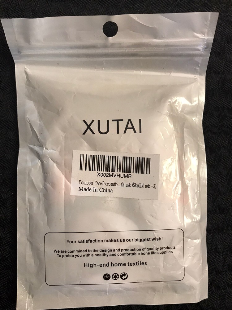 Yourroom Spiderweb Face Mask -