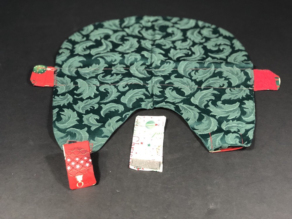 Christmas Dog Clothes Small Emerald Green Leaf Pattern & Red White Contrast NEW