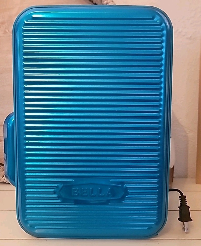 Rare BELLA Linea Collection 12-Cup Programmable Coffee Maker (Blue)