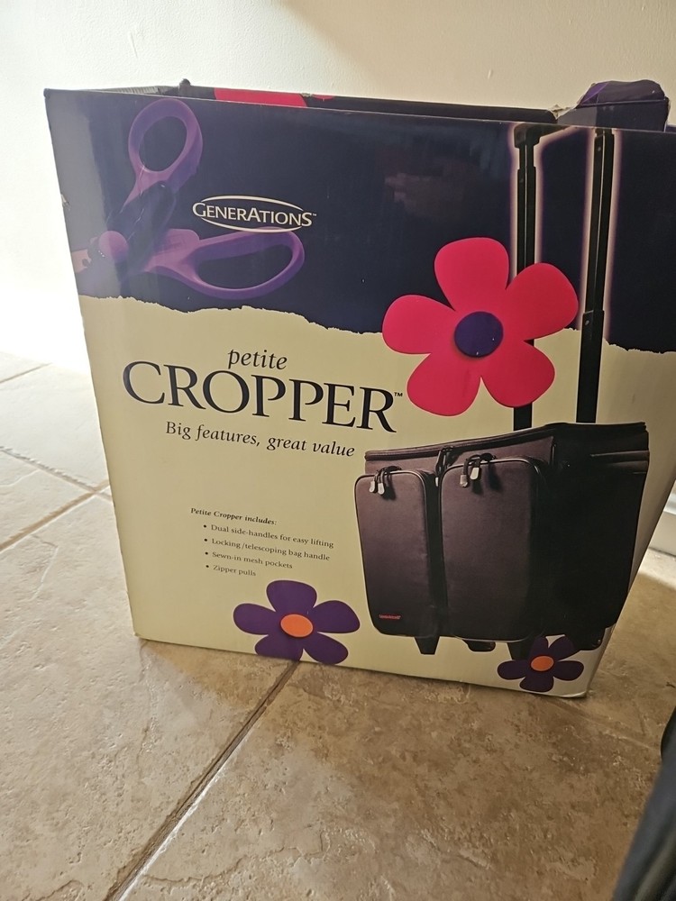 Generations Petite Cropper Scrapbooking Rolling Organizer w/ Telescoping Handle