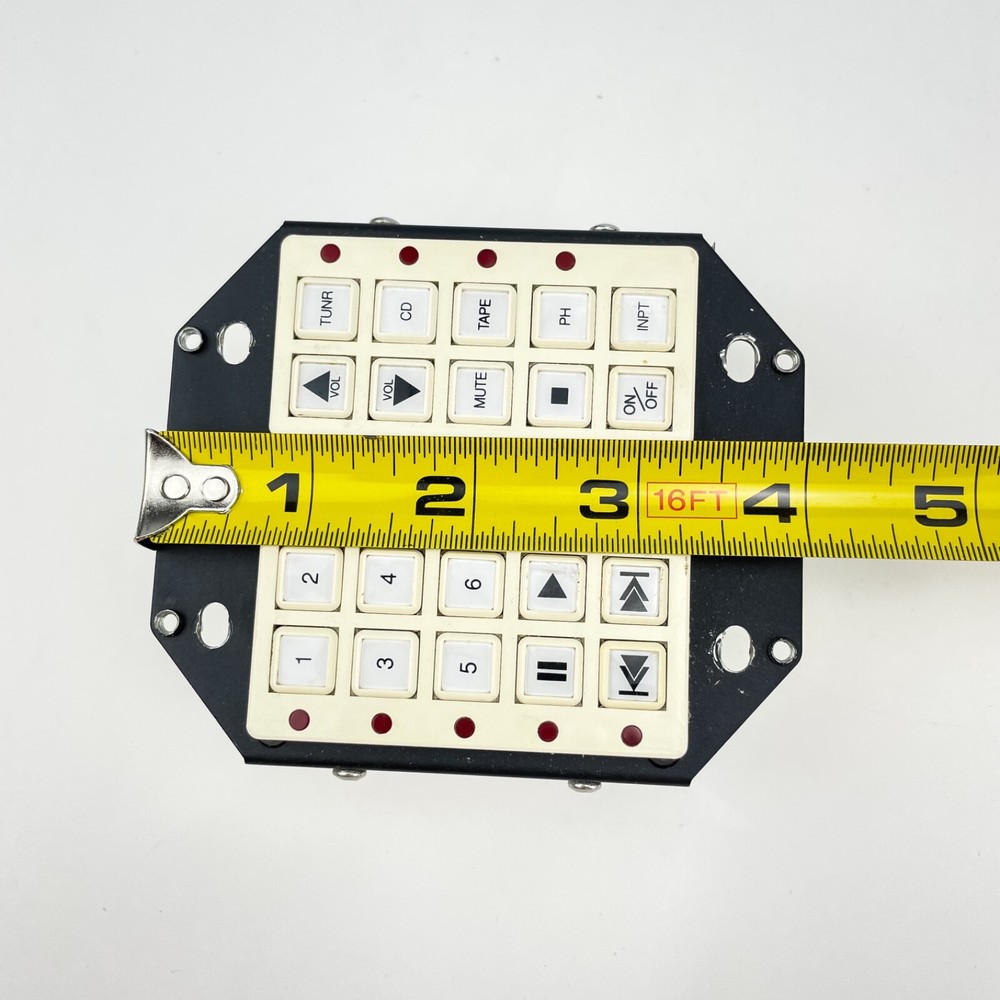 Xantech Model 730-00 Smart Pad Wall Audio Control Cream USED