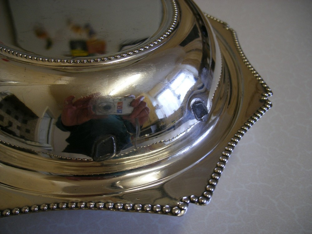 Vintage Silver Plated Entree/Serving Dish with Lid (2126)