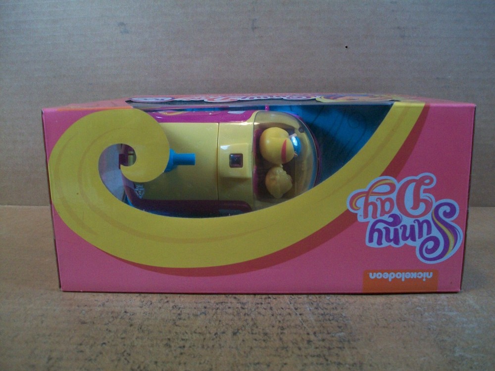 Nickelodeon ~ Sunny Day R/C ~ Remote Control Vehicle ~ Sunny & Doodle