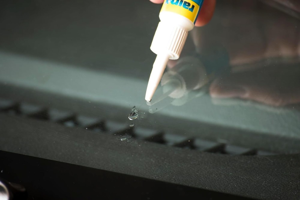 Windshield Repair Kit - Quick and Easy Durable Resin Based Windshield Repair ...