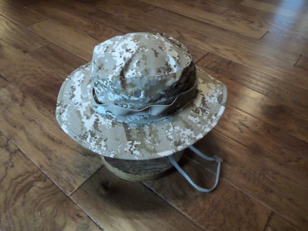 NEW DIGITAL DESERT BOONIE HAT SIZE MEDIUM MARINE CORPS CAMOUFLAGE PATTERN