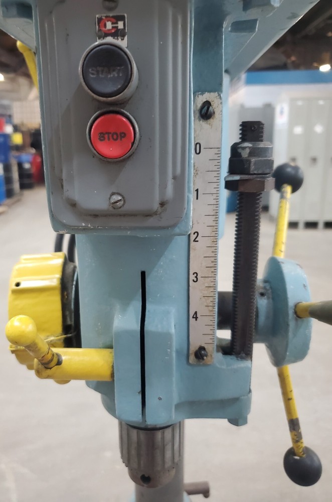 CLAUSING CORP 14" VARIABLE SPEED DRILL PRESS MODEL 1689 RPM 1725 208 VOLTS 3.2A