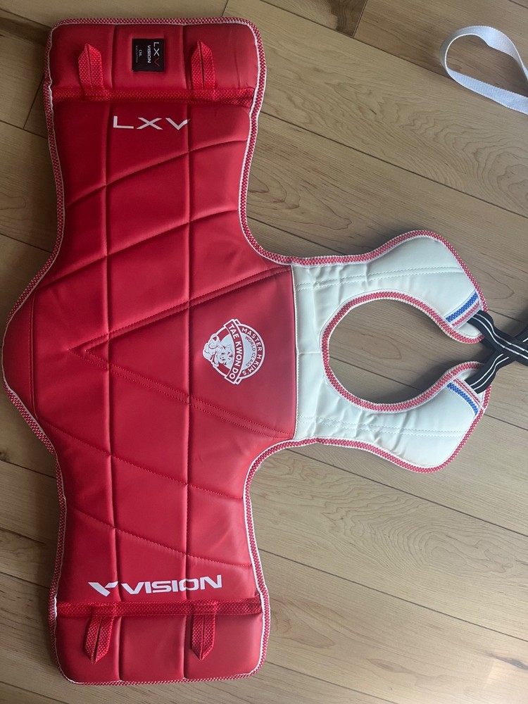 taekwondo solid reversible red/blue chest protector, Guard size 1