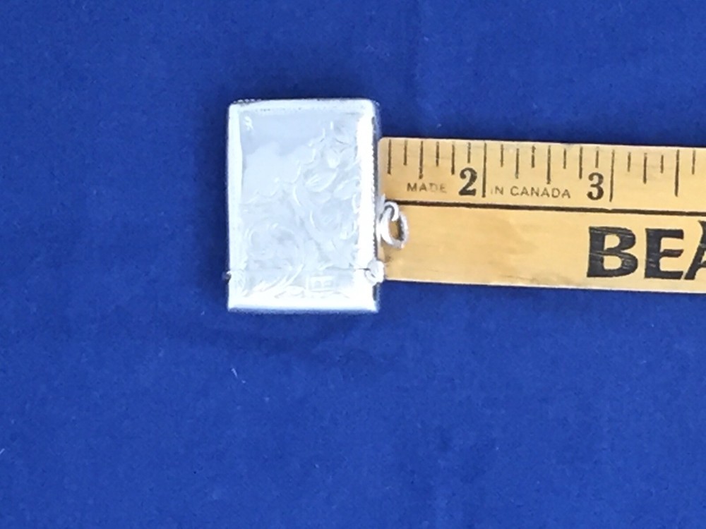 BRITISH STERLING CHESTER MATCH SAFE VESTA