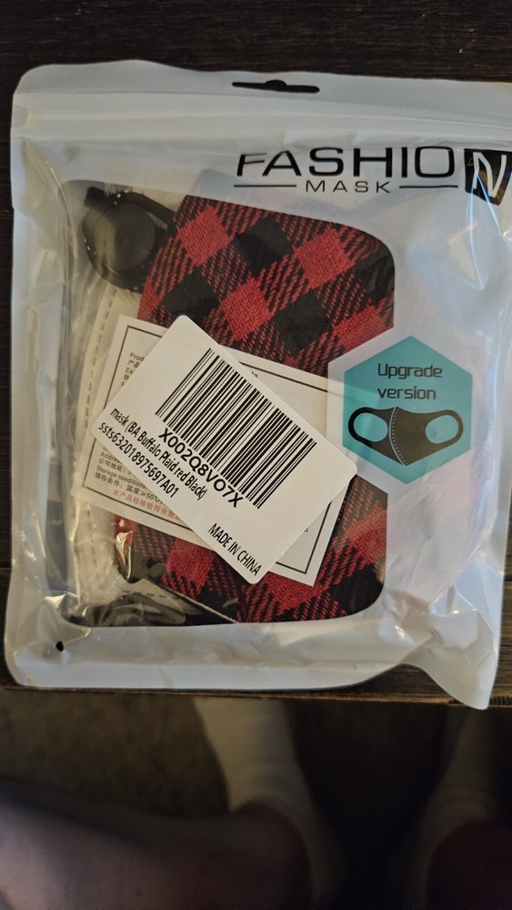 Stylish Face Mask - Buffalo Plaid