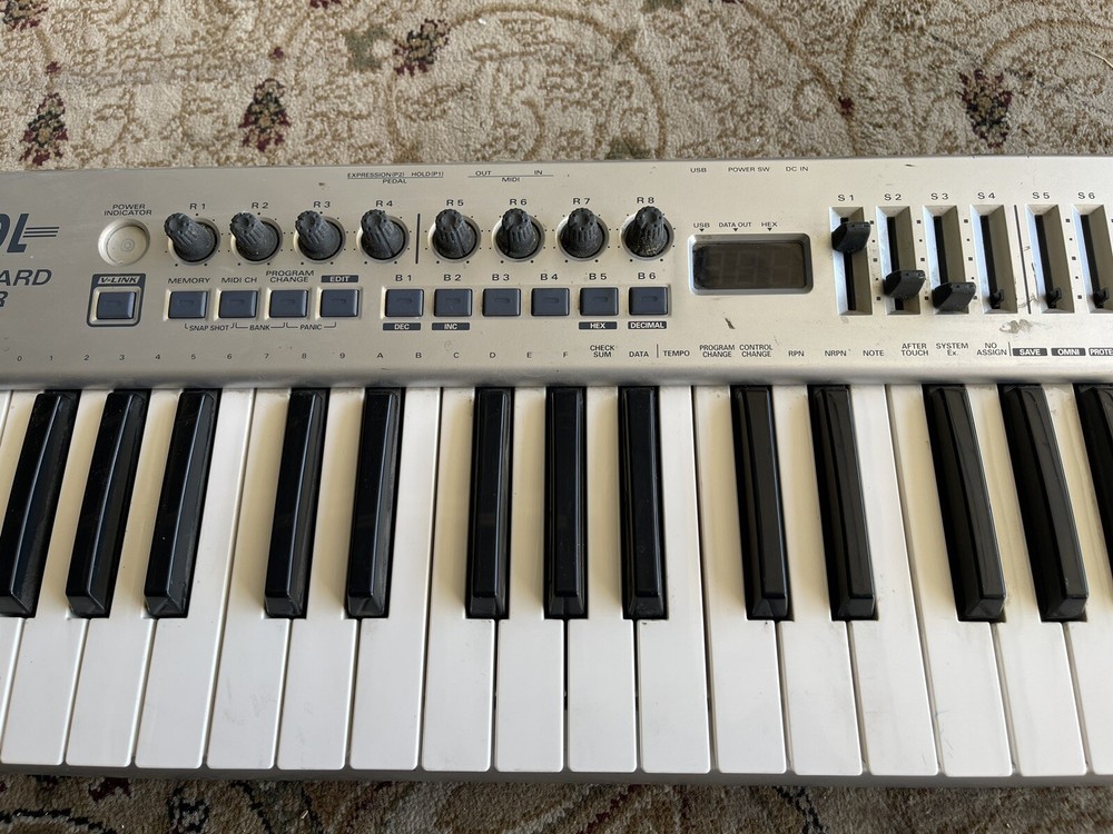 Edirol MIDI Keyboard Controller PCR-50