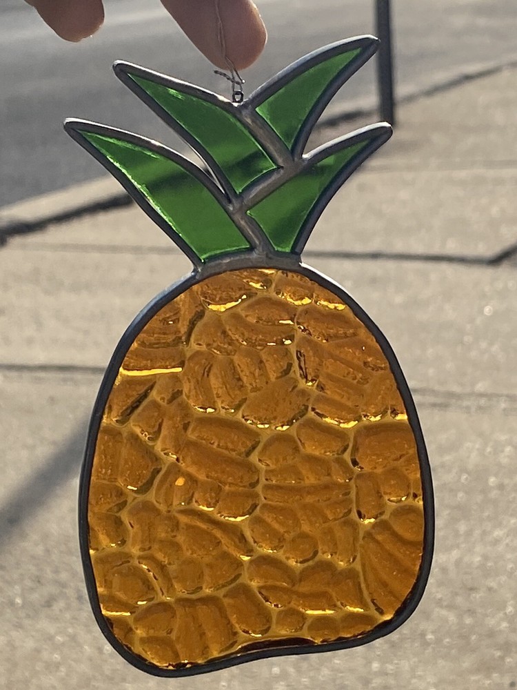 VINTAGE LEADed Stained GLASS SUNCATCHER PINEAPPLE 5"