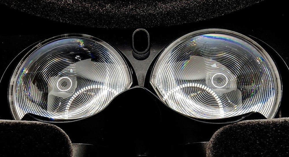 HTC VIVE Pro VR Headset