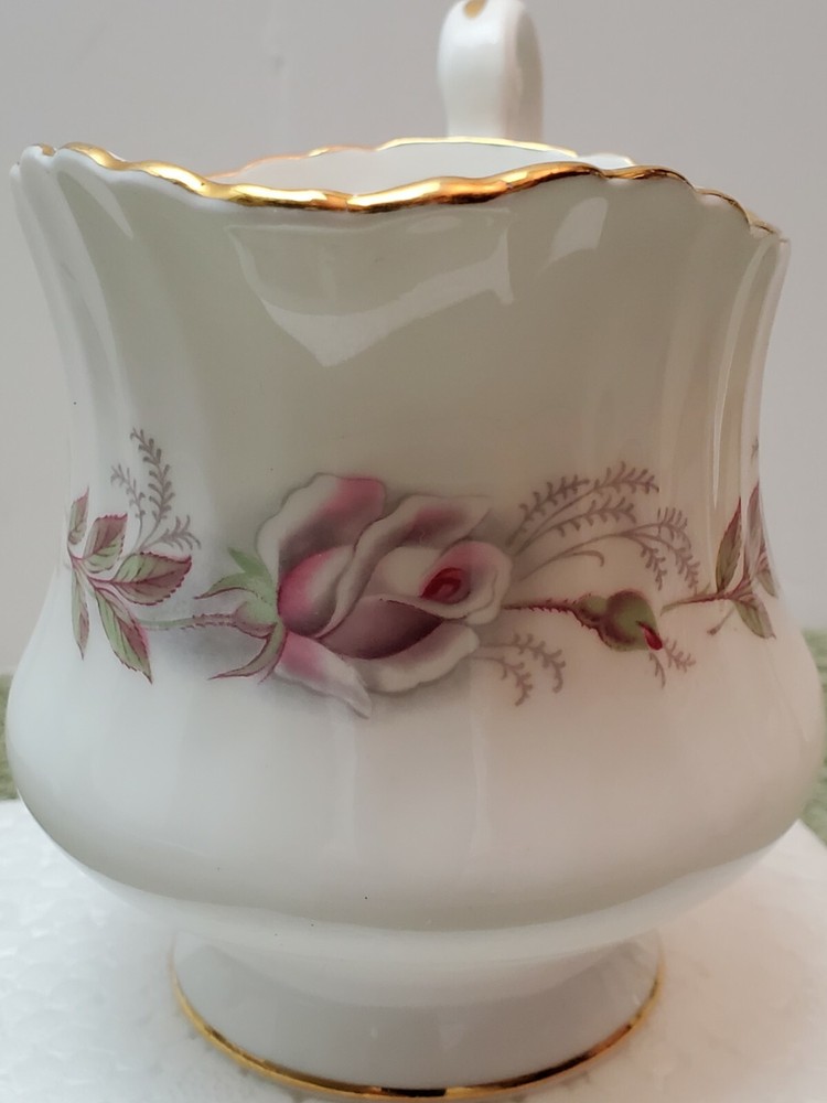 PARAGON CREAMER...ROSE BALLET PATTERN