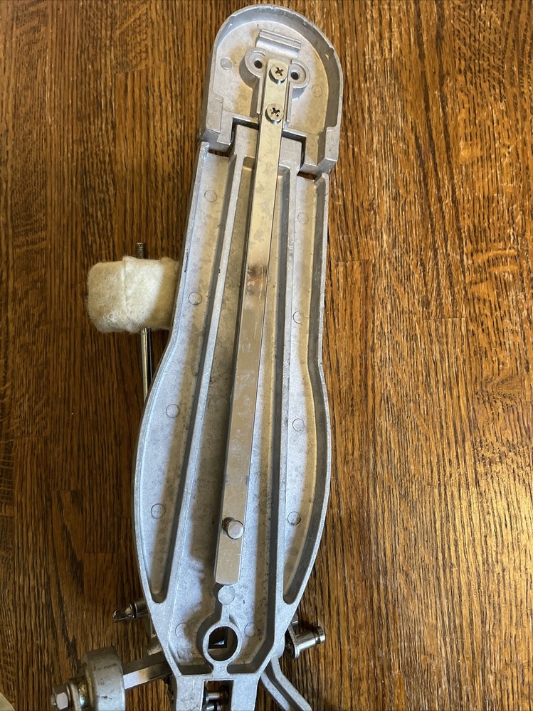 CB DRUMS BASS DRUM PEDAL