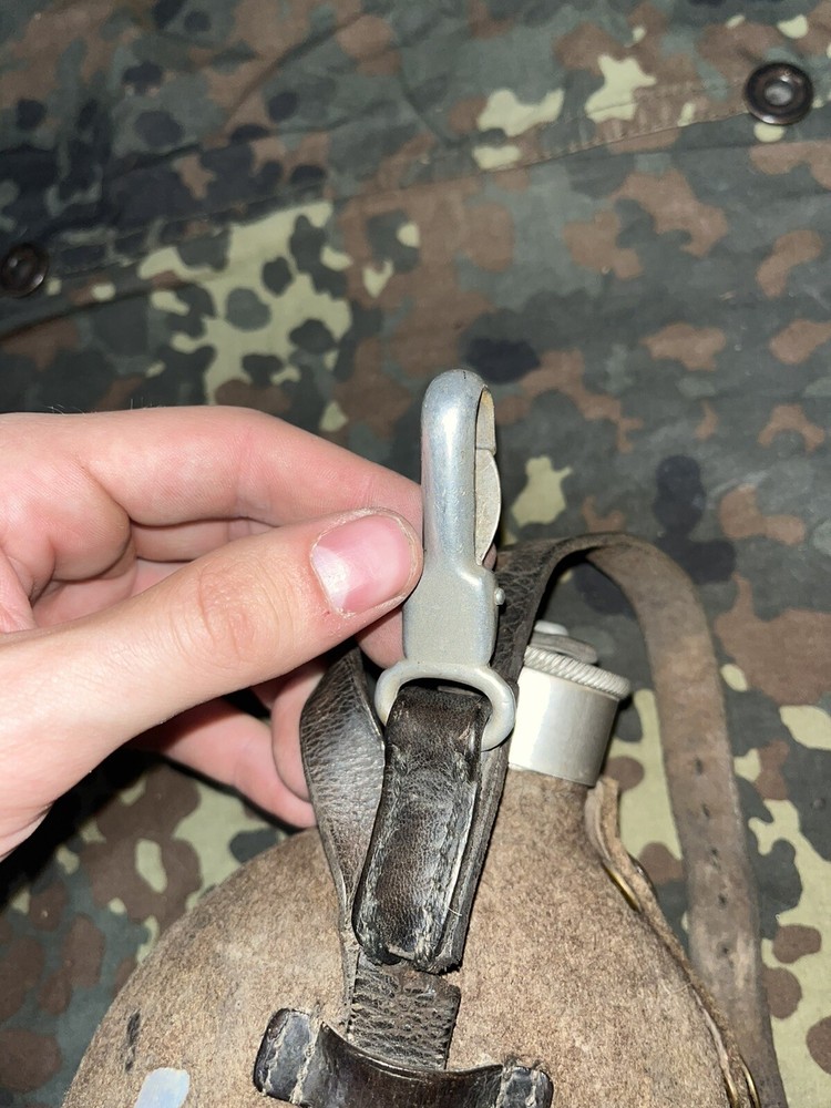 WW2 German Uniform M31 Canteen & Cup Marked TSR 40