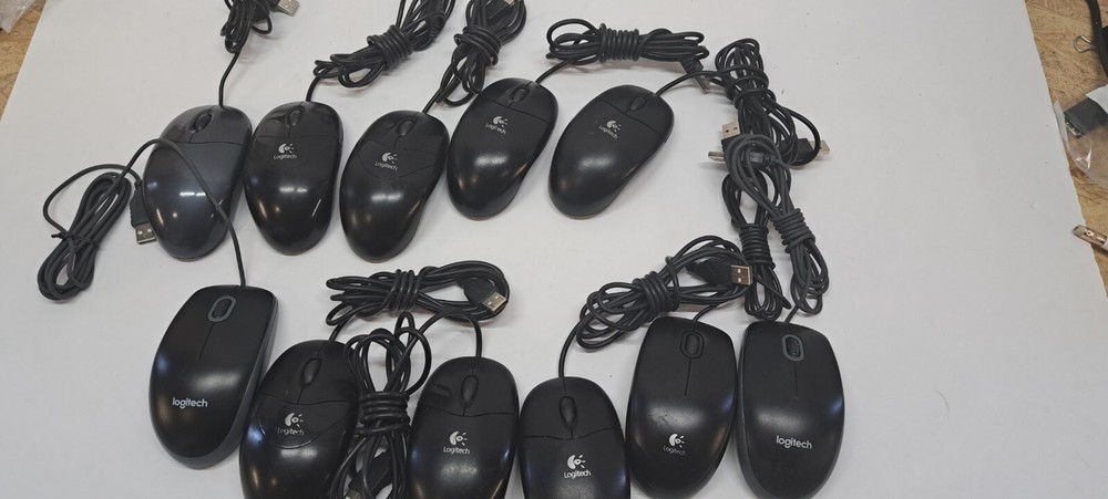 lot of 10 Logitech USB optical Mouse 6/28