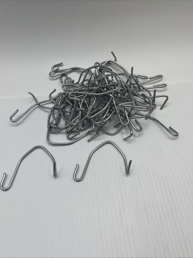 T-Post Fastener Galvanized 50-pk Post Clips {26}