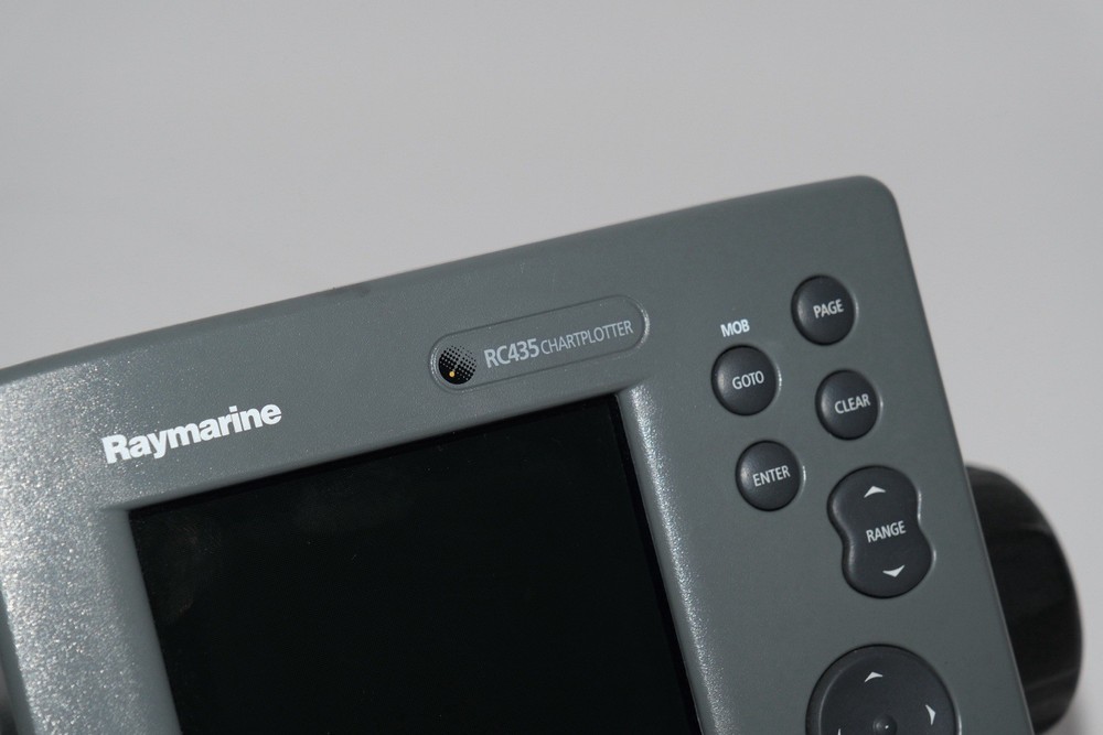 Raymarine RC435 Color Chartplotter