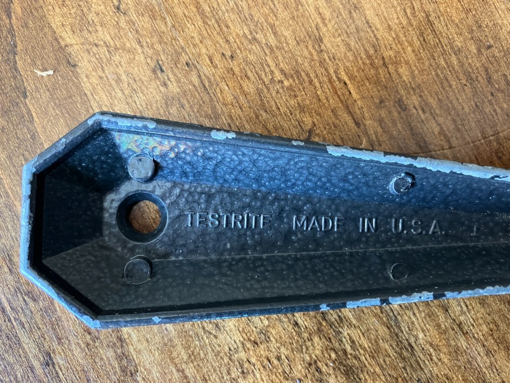 Vintage Testrite Iron & Rubber Roller