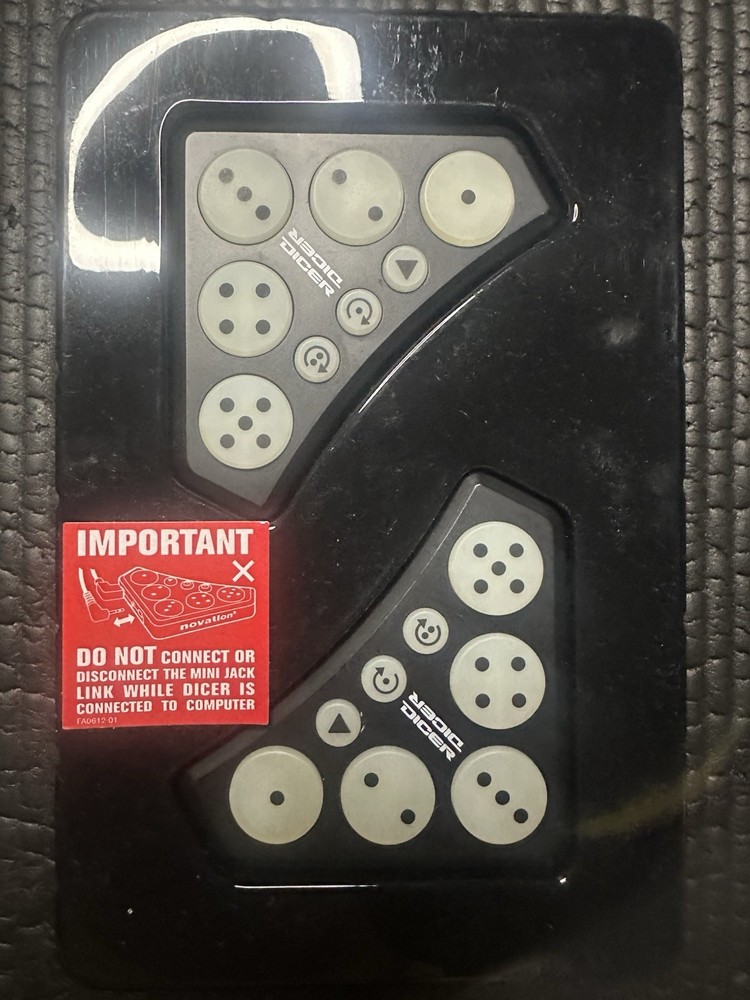 Novation Dicer Cue Point & Looping Control USB Powered DJ Controller w/Box