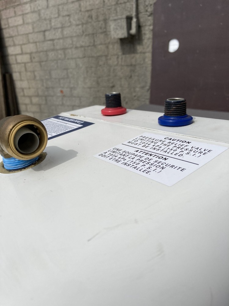 Bosch Tronic 3000T Mini-Tank Electric Water Heater - New Without Box