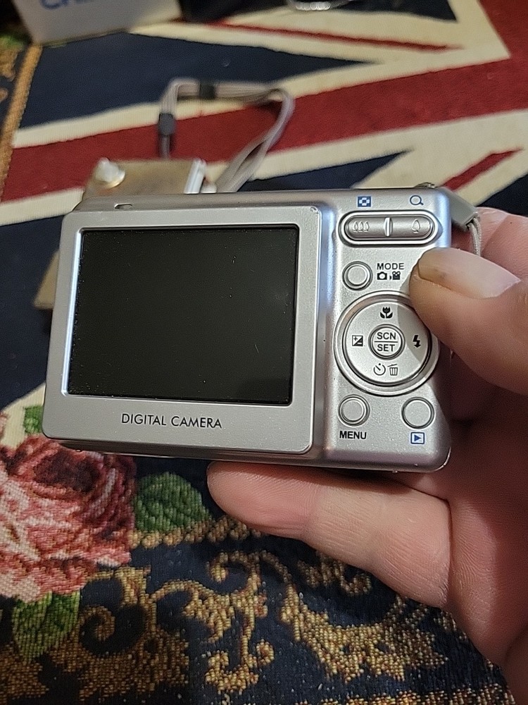 3 Digital Cameras Spares Repairs...