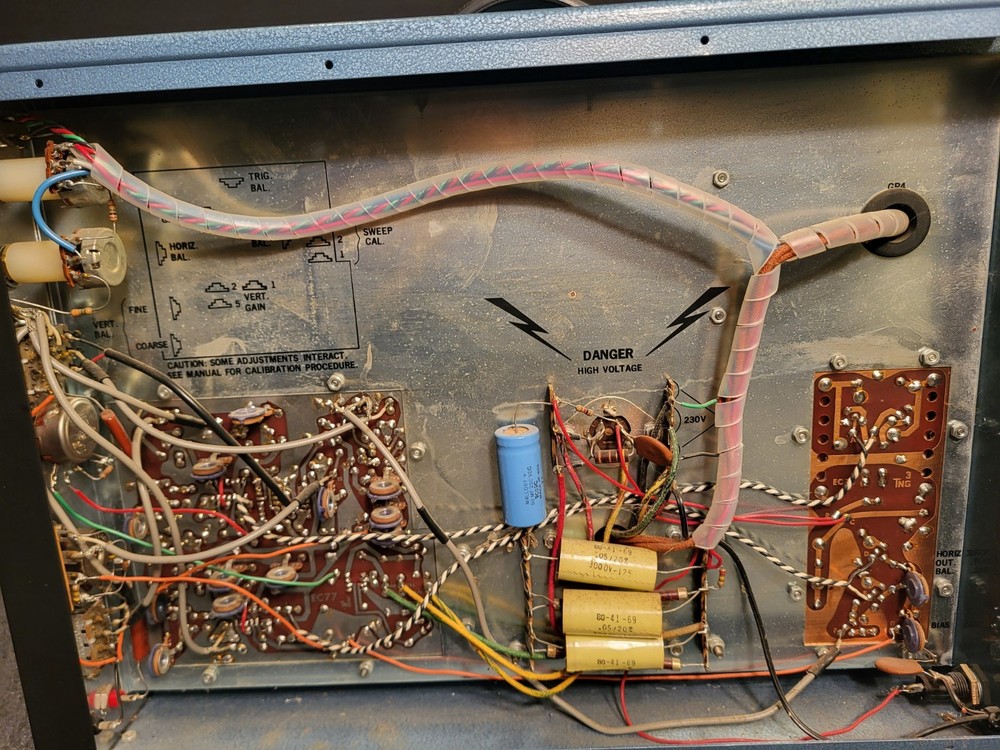 CONAR Model 255 Solid State Oscilloscope – Powers On – Vintage Test Equipment