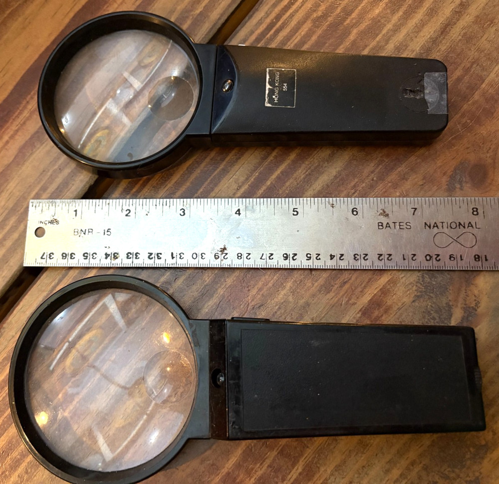 Handheld magnifying glasses - (10) assorted magnifying glasses, various sizes