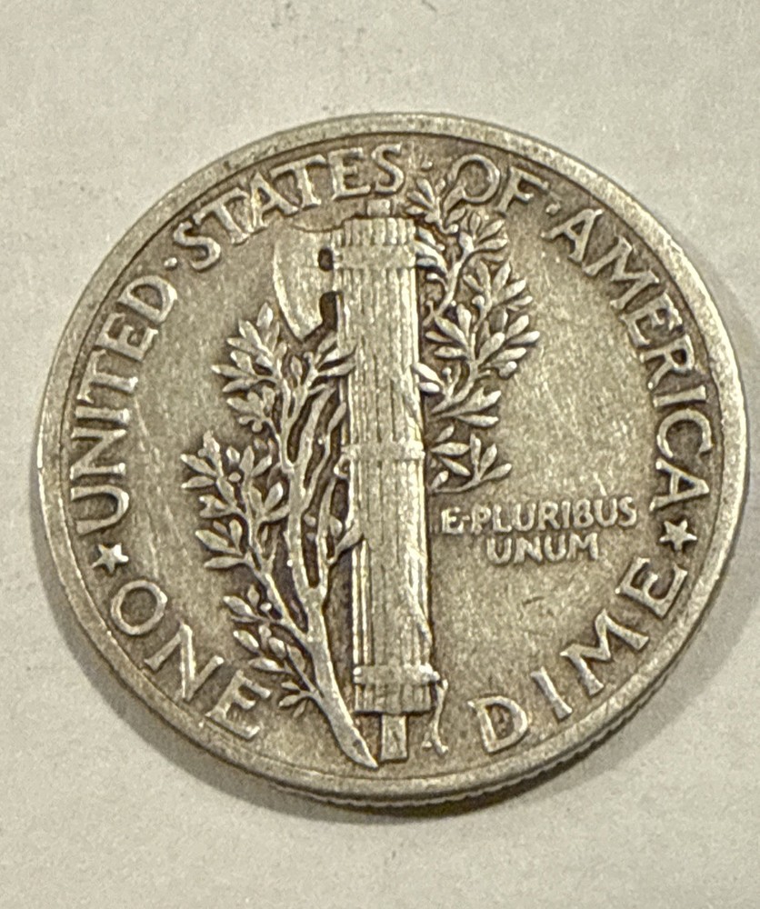 1944 Mercury Dime AA26