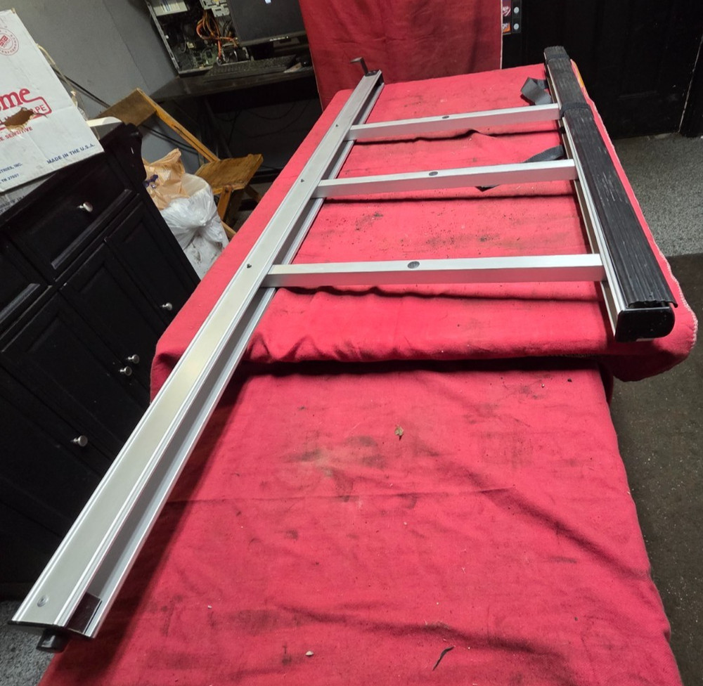 VOLVO FOLDING UPPER BUNK LADDER, BLK RUBBER , 8078803, MISSING BLK TREAD,