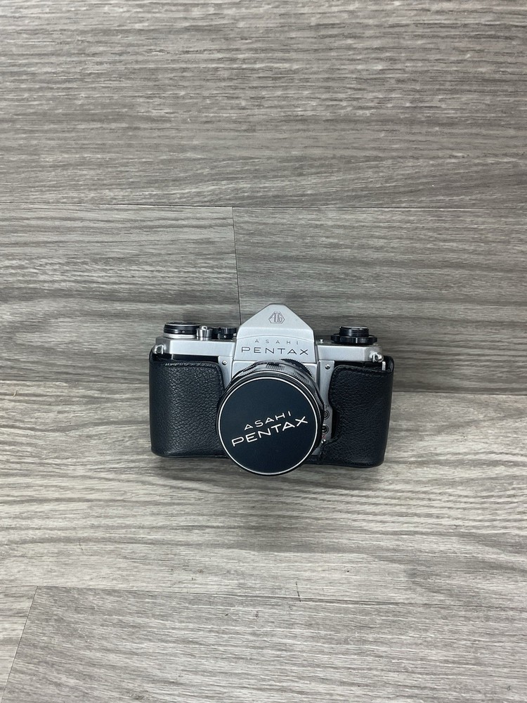 Asahi Pentax camera And Lens UNTESTED