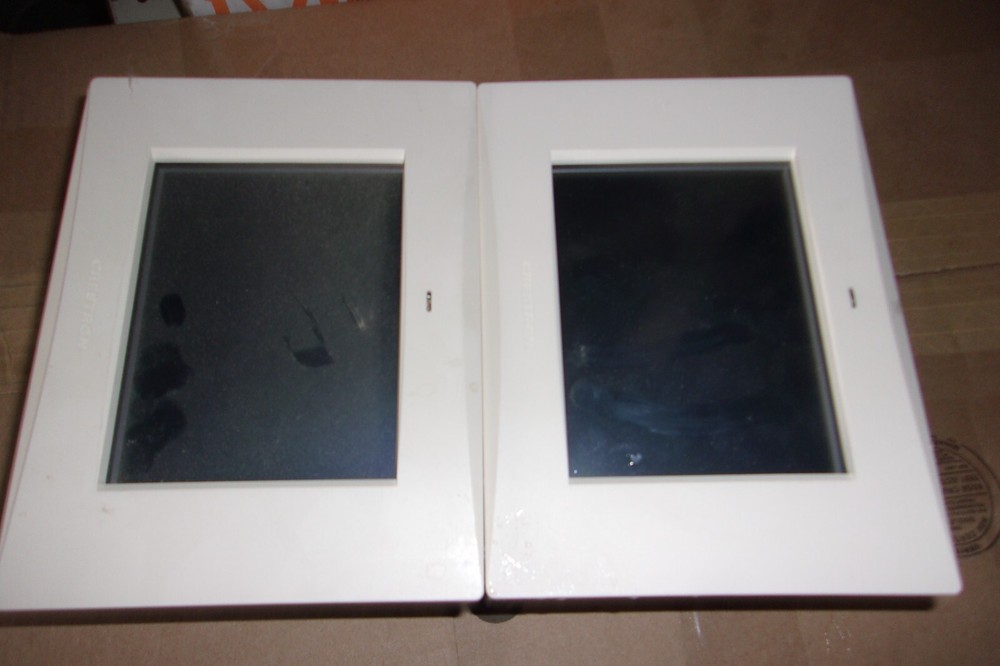 2X Crestron SPK-6L Speaker Thing Touch Screens