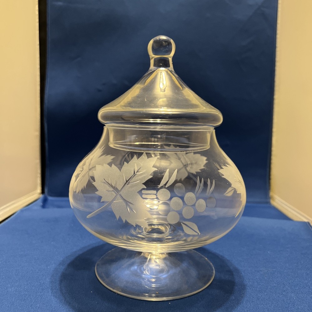 Vintage Leaf & Grape Pattern Etched Candy Dish With Lid 7.5”