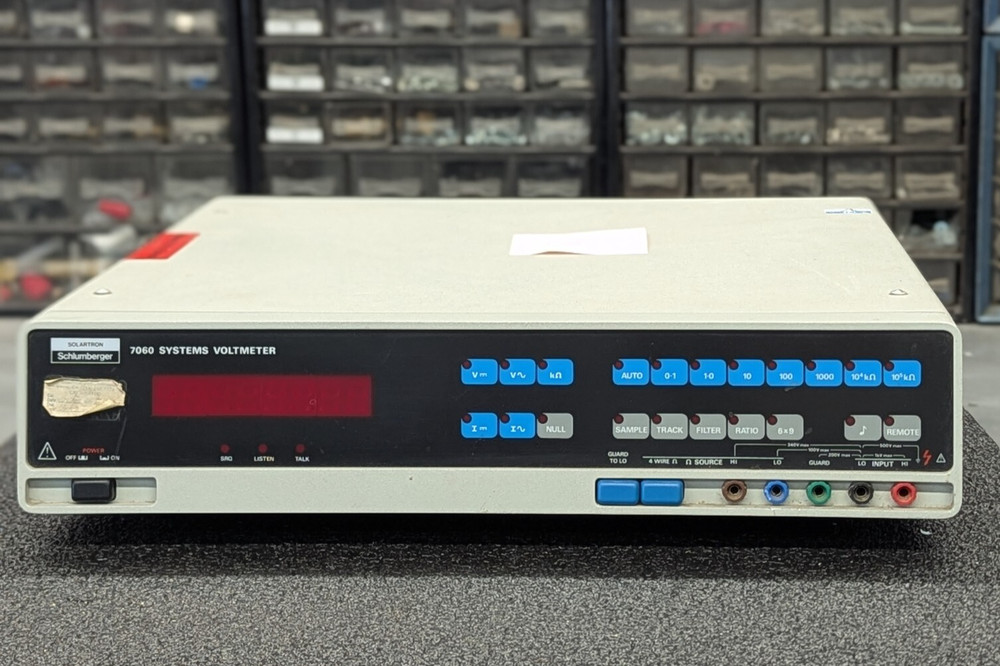 Solartron Schlumberger 7060 Systems Voltmeter