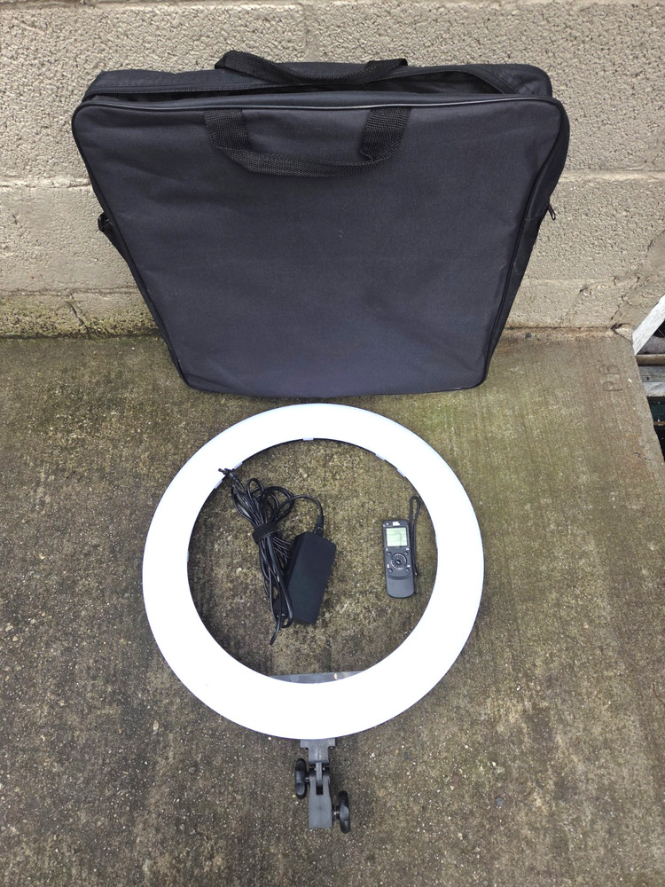 PXL Ring Light Studio Continuous Lighting Unit DC-Powered Black 19" dia