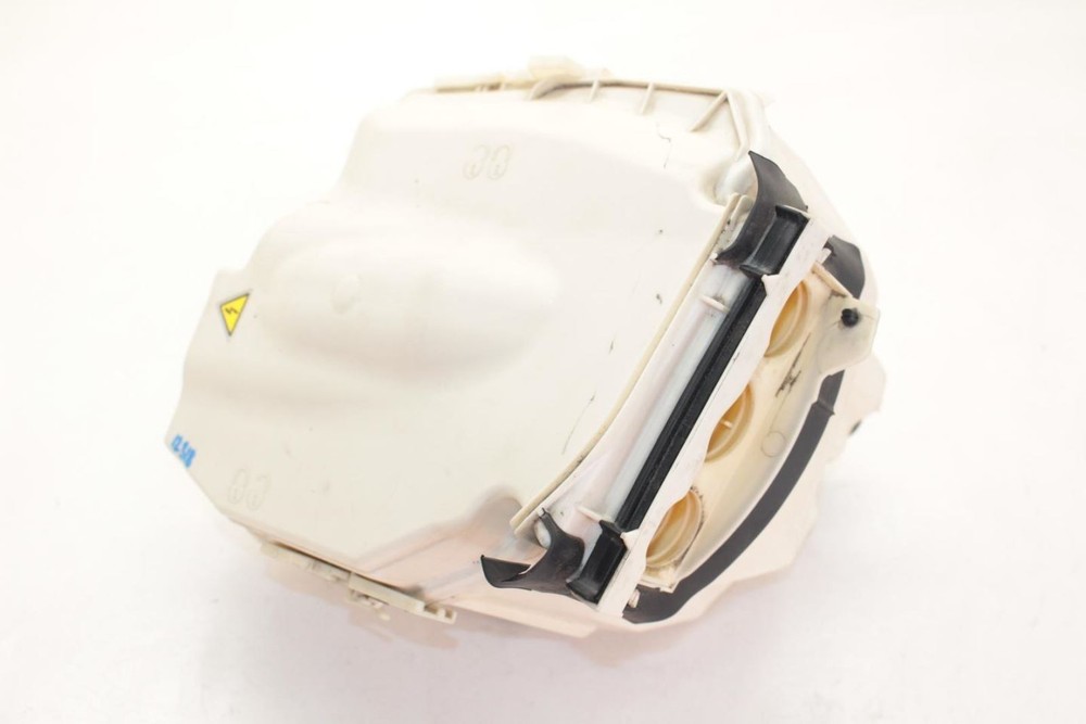 08-13 BMW M3 4.0L Engine Computer Relay Fuse Box Housing